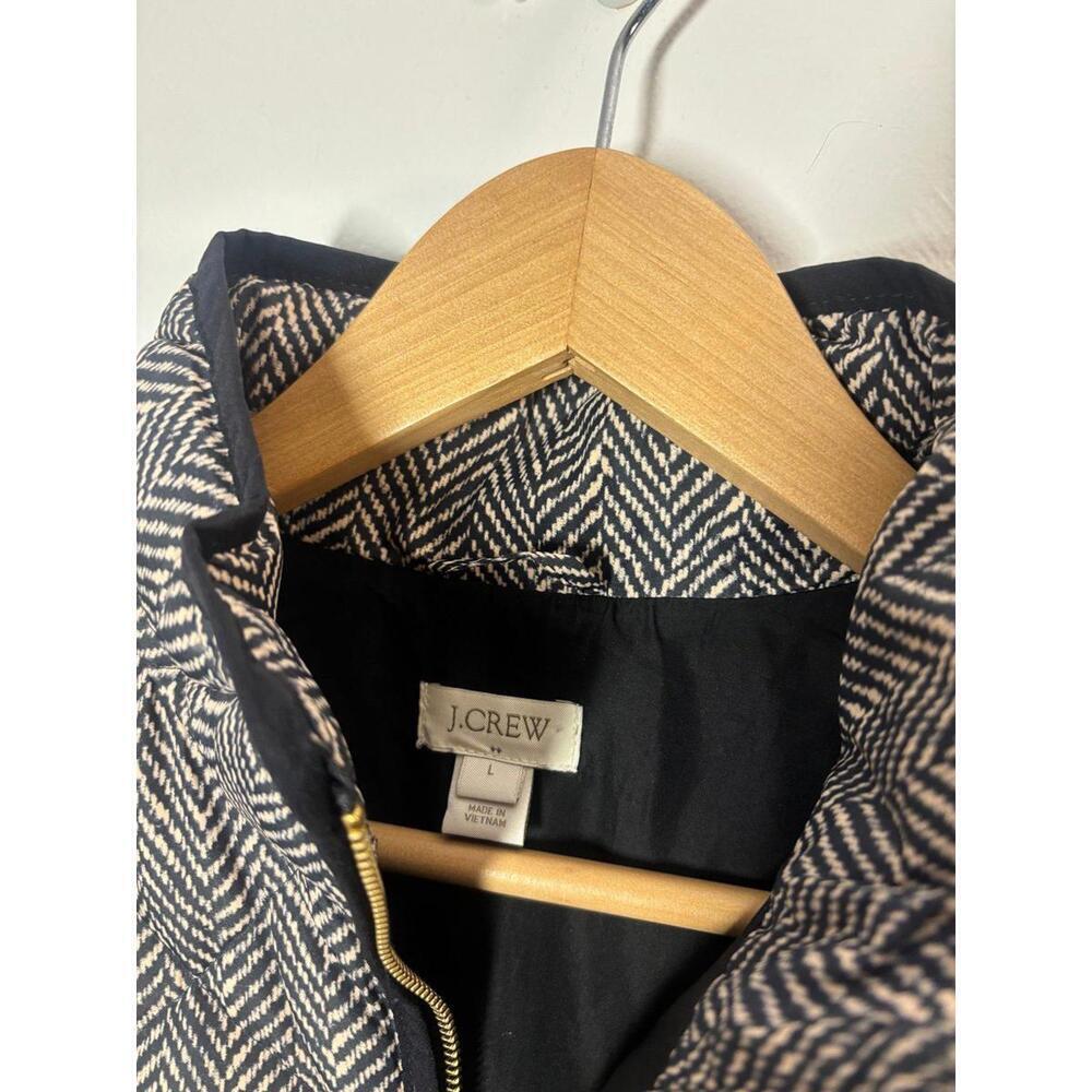 J.Crew Printed Puffer Vest Size Large - Picture 4 of 7